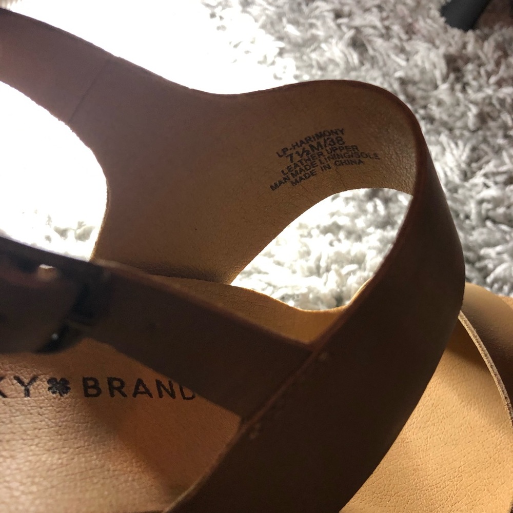 ❌SOLD❌Lucky Brand Hairmony Platform Sandal Beige - Picture 4 of 4